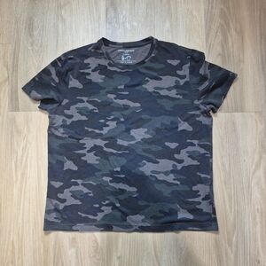 Banana Republic Dark Camouflage Short Sleeve Tee